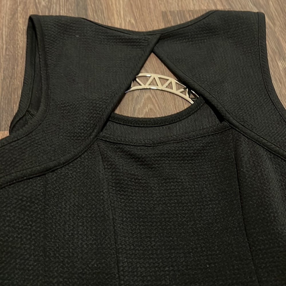 B Wear top - Picture 6 of 7